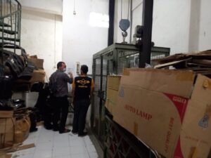 Perbaikan Lift di Varia Motor di Ruko Klampis Aji